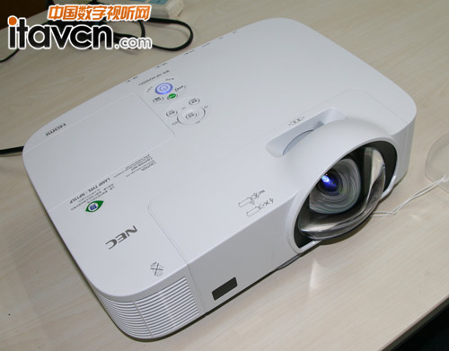 NEC M260XS+ͶӰC^